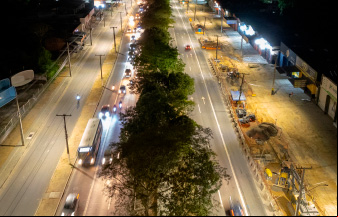 Modernização da iluminação pública e rede elétrica na avenida Durval de Góes Monteiro