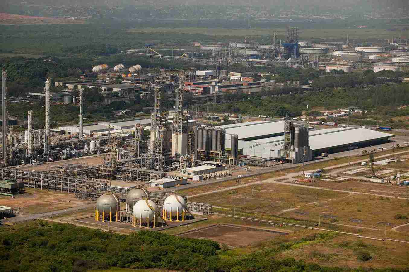 Parceria entre Braskem e Aegea traz água de reúso para unidade industrial da petroquímica no Rio de Janeiro